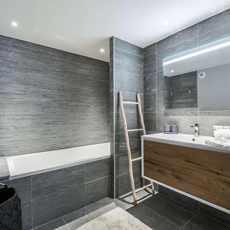 Apartamento 1550 - Tranquille Pour 6, Balcon Sud-est - Fr-1-631-200 Courchevel